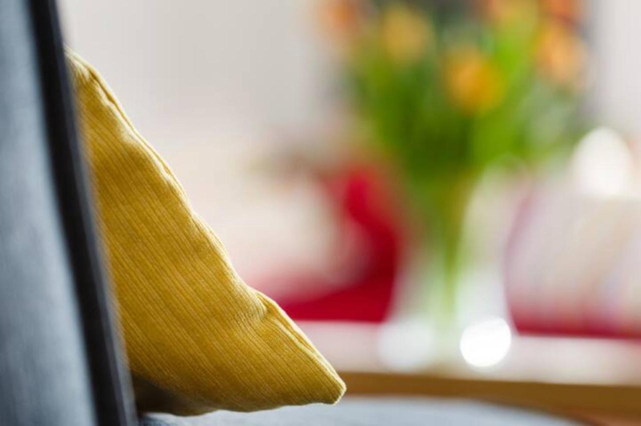 Contemporary Trumpington Apartment With Self Check-In ,Free On-Site Parking, Terrace, Super Fast Wifi & 5 Mins Drive To Papworth & Addenbrookes Hospitals Кембридж Экстерьер фото