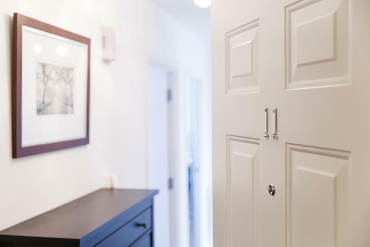 Contemporary Trumpington Apartment With Self Check-In ,Free On-Site Parking, Terrace, Super Fast Wifi & 5 Mins Drive To Papworth & Addenbrookes Hospitals Кембридж Экстерьер фото